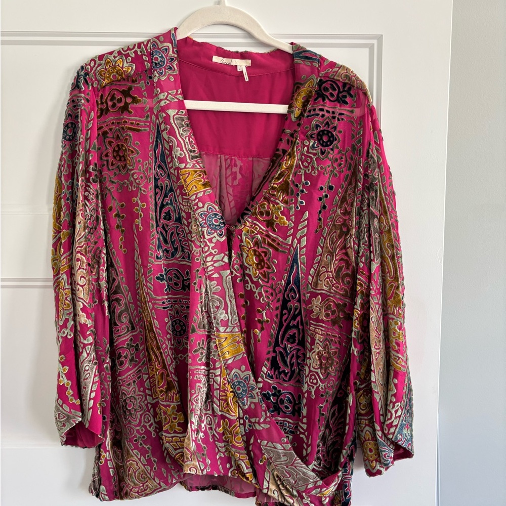 Anthropologie - Pink velvet brocade top